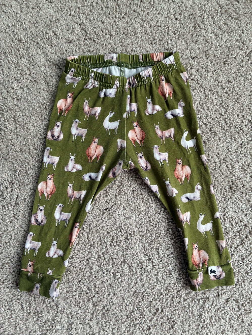 Little & Lively 🇨🇦 Bamboo Olive Green Llama leggings (6-9 Months) Made in Canada